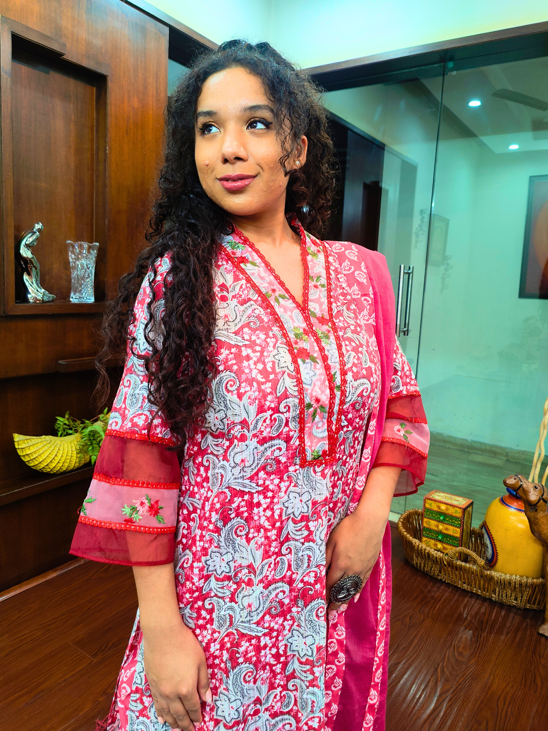 Pink Digital Printed Floral Embroidered Lace Stitched Suit Set