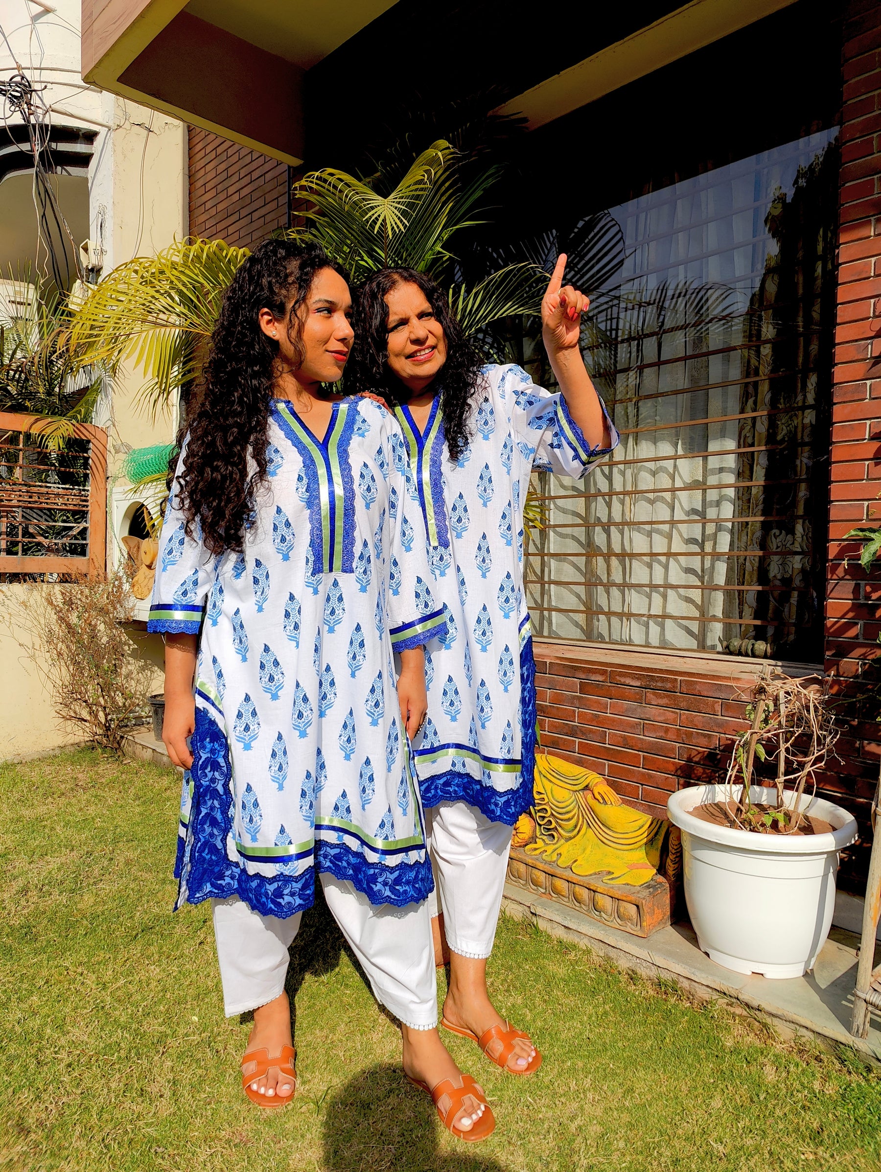 White Handblock Italian Lace Cotton Stitched Co-Ord Set