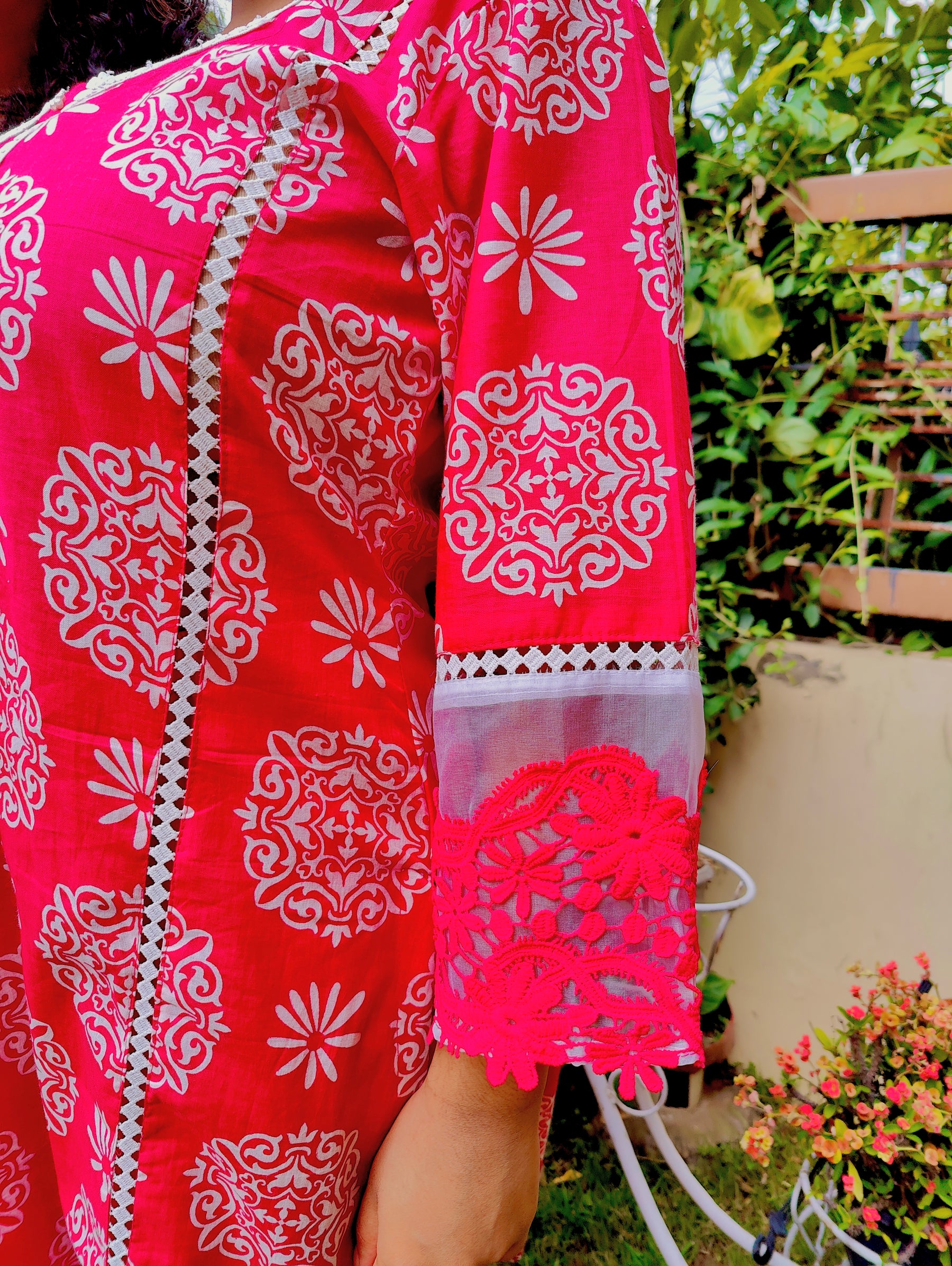 Magenta handblock Cotton White Lace Stitched Co-Ord Set