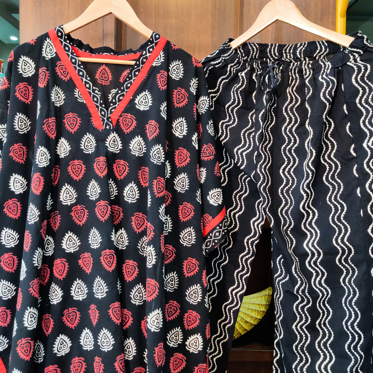 Red and Black Dabu Kurta Kaftan Cotton Stitched Co-Ord Set