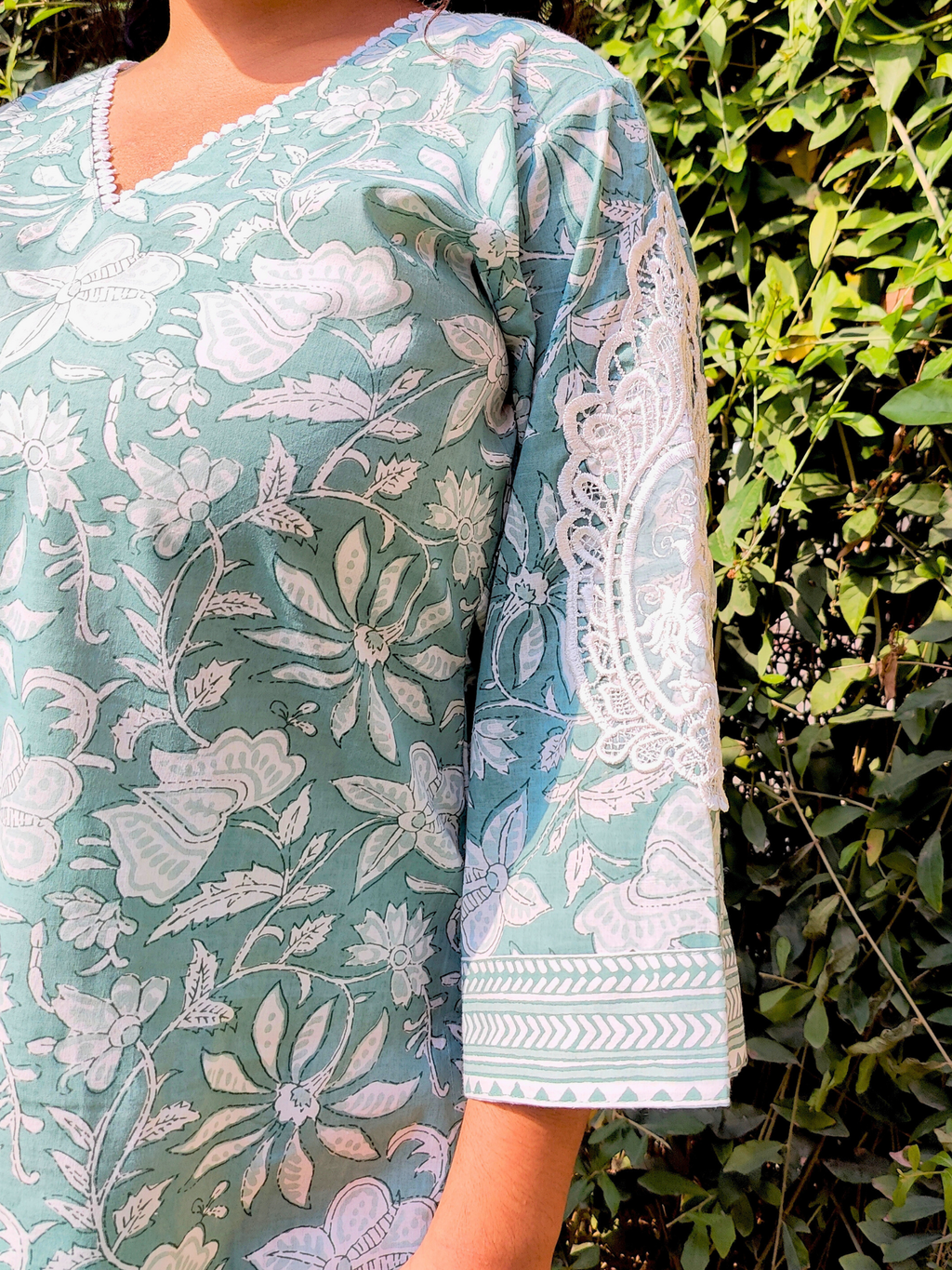 Green Digital Printed White Lace Cotton Stitched Co-Ord Set