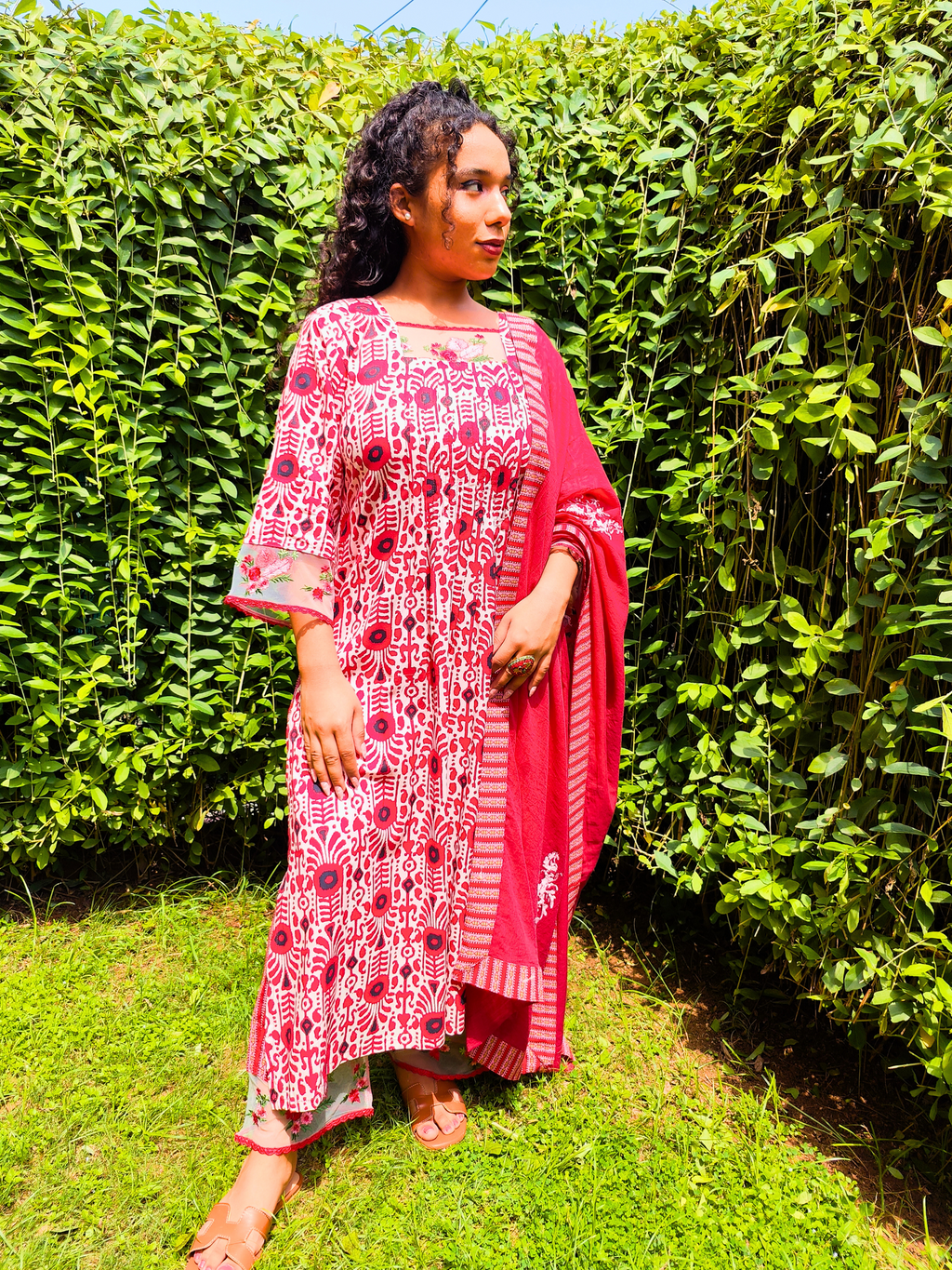 Red and White Floral Embroidered Lace Cotton Stitched Suit Set