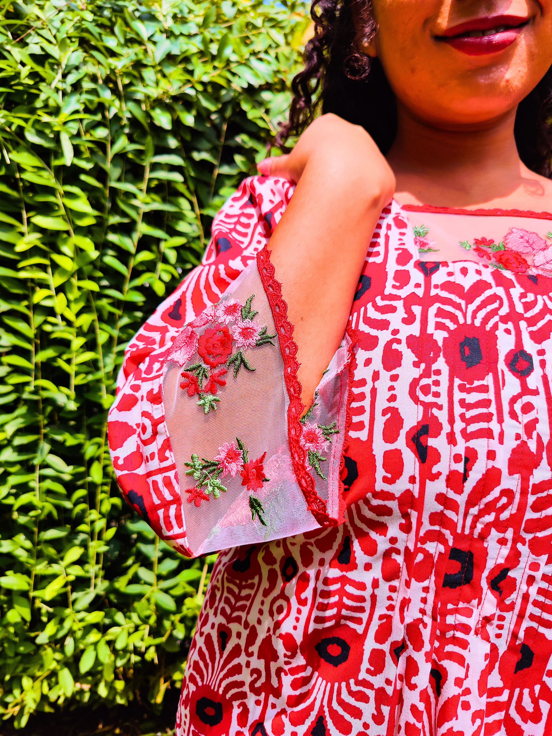 Red and White Floral Embroidered Lace Cotton Stitched Suit Set