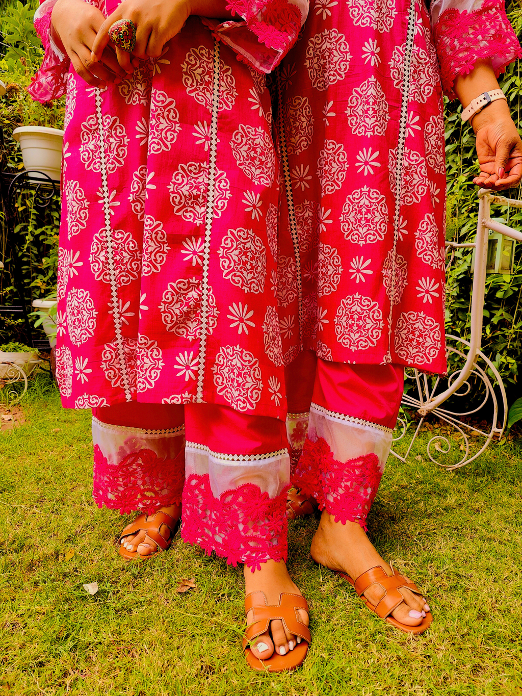 Magenta handblock Cotton White Lace Stitched Co-Ord Set