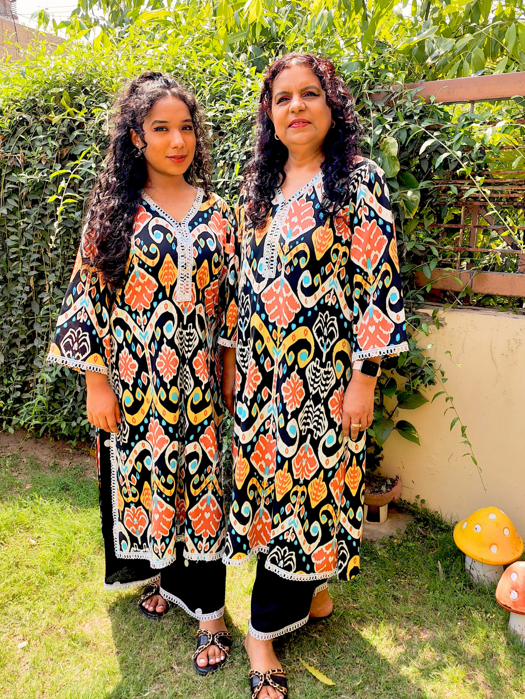 Black Abstract Digital Printed Cotton Stitched Co-Ord Set