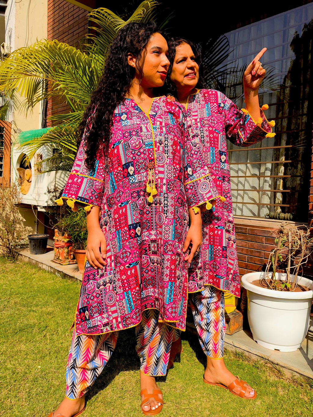 Multi-coloured yellow Lace Cotton Stitched Co-Ord Set