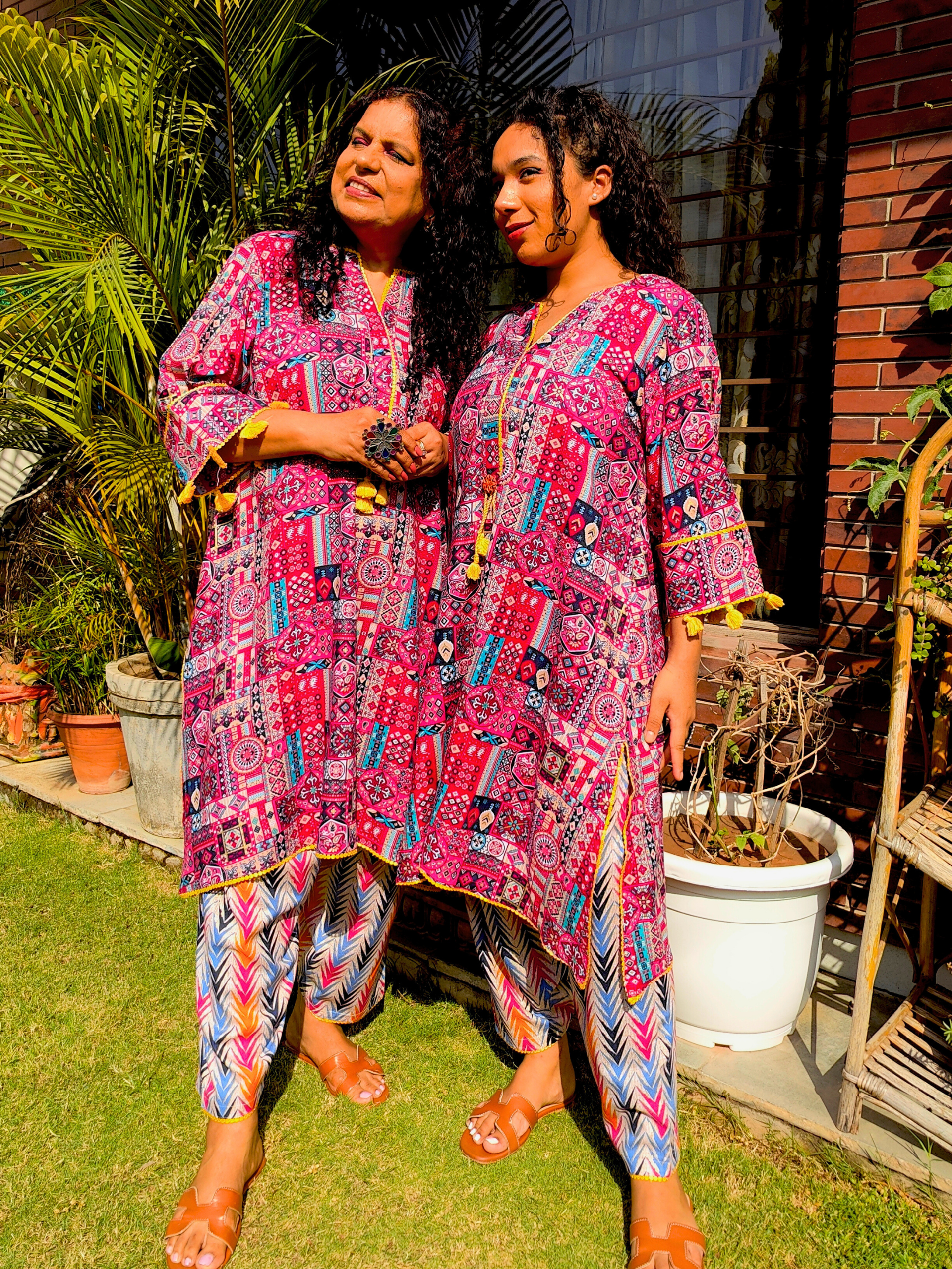 Multi-coloured yellow Lace Cotton Stitched Co-Ord Set