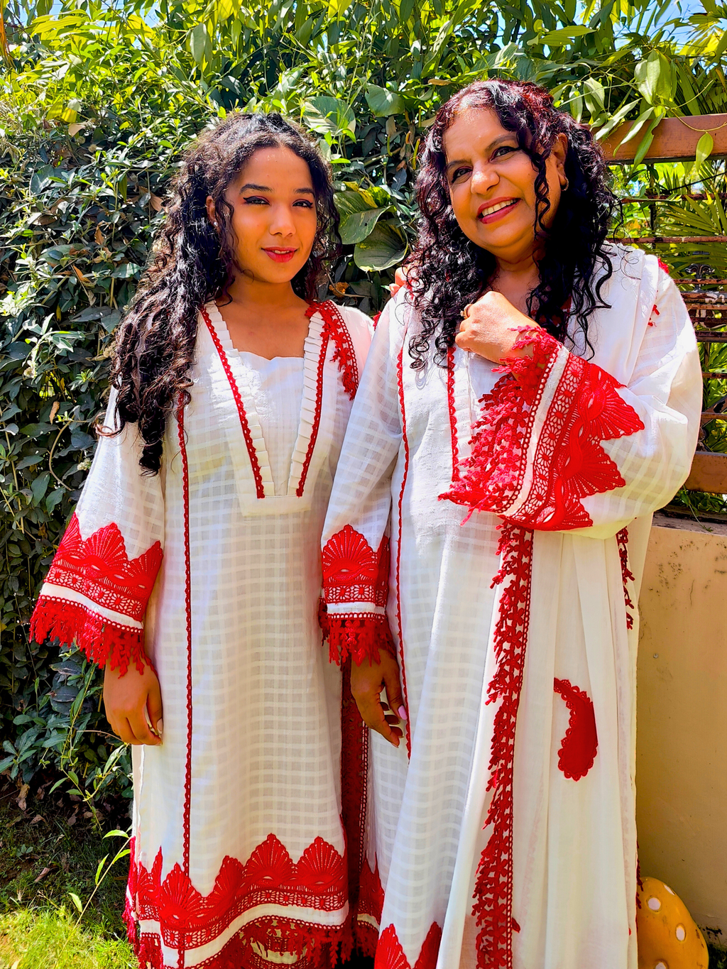 White Cotton Red Lace Paisley Stitched Suit Set