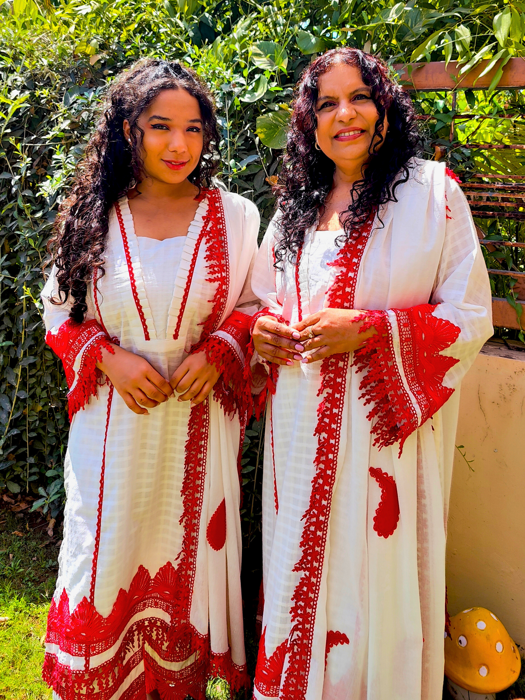 White Cotton Red Lace Paisley Stitched Suit Set