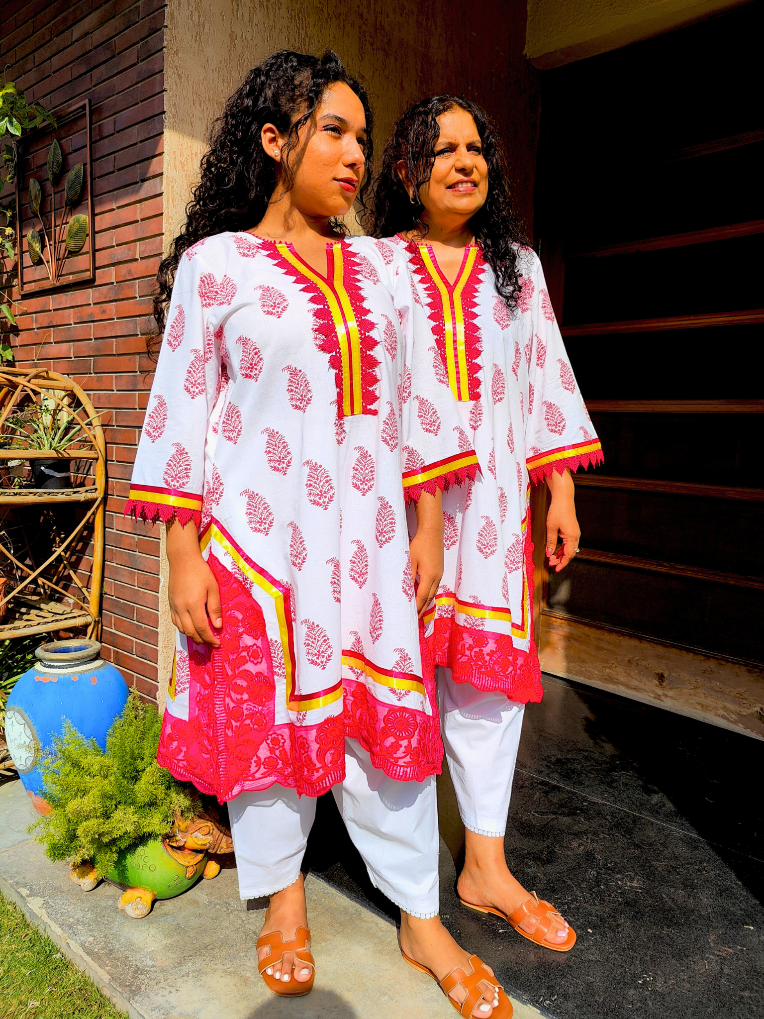 White Handblock Magenta Italian Lace Cotton Stitched Co-Ord Set