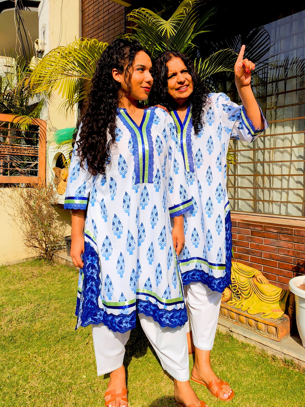 White Handblock Italian Lace Cotton Stitched Co-Ord Set