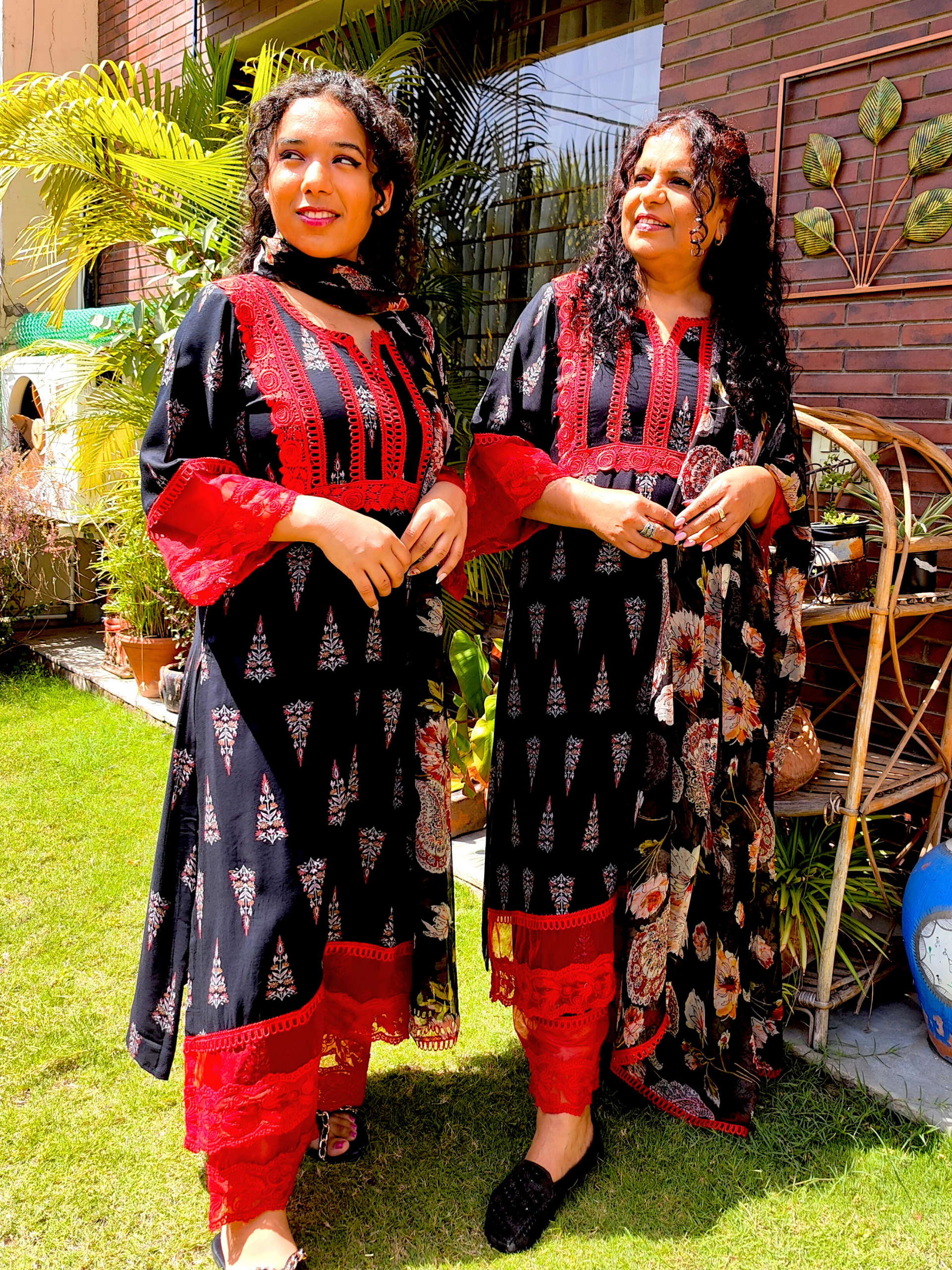 Black Cotton Red Lace Stitched Suit Set