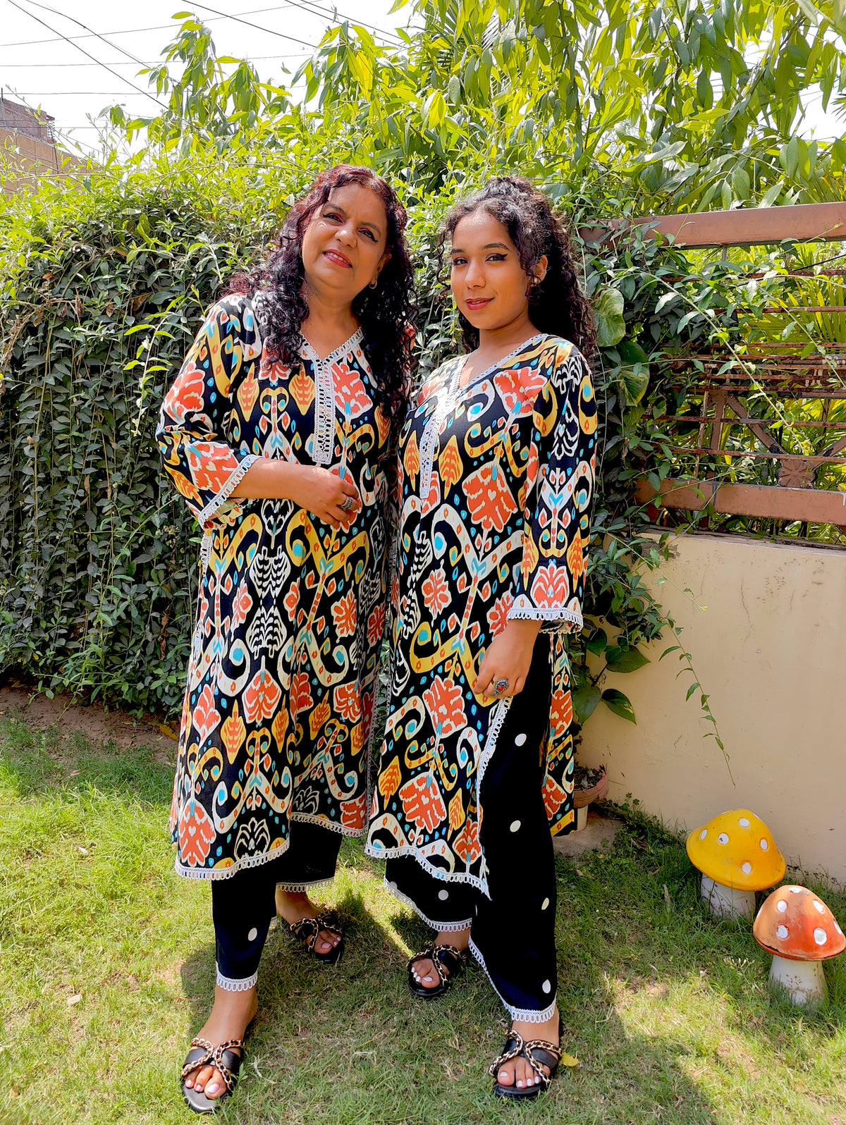 Black Abstract Digital Printed Cotton Stitched Co-Ord Set
