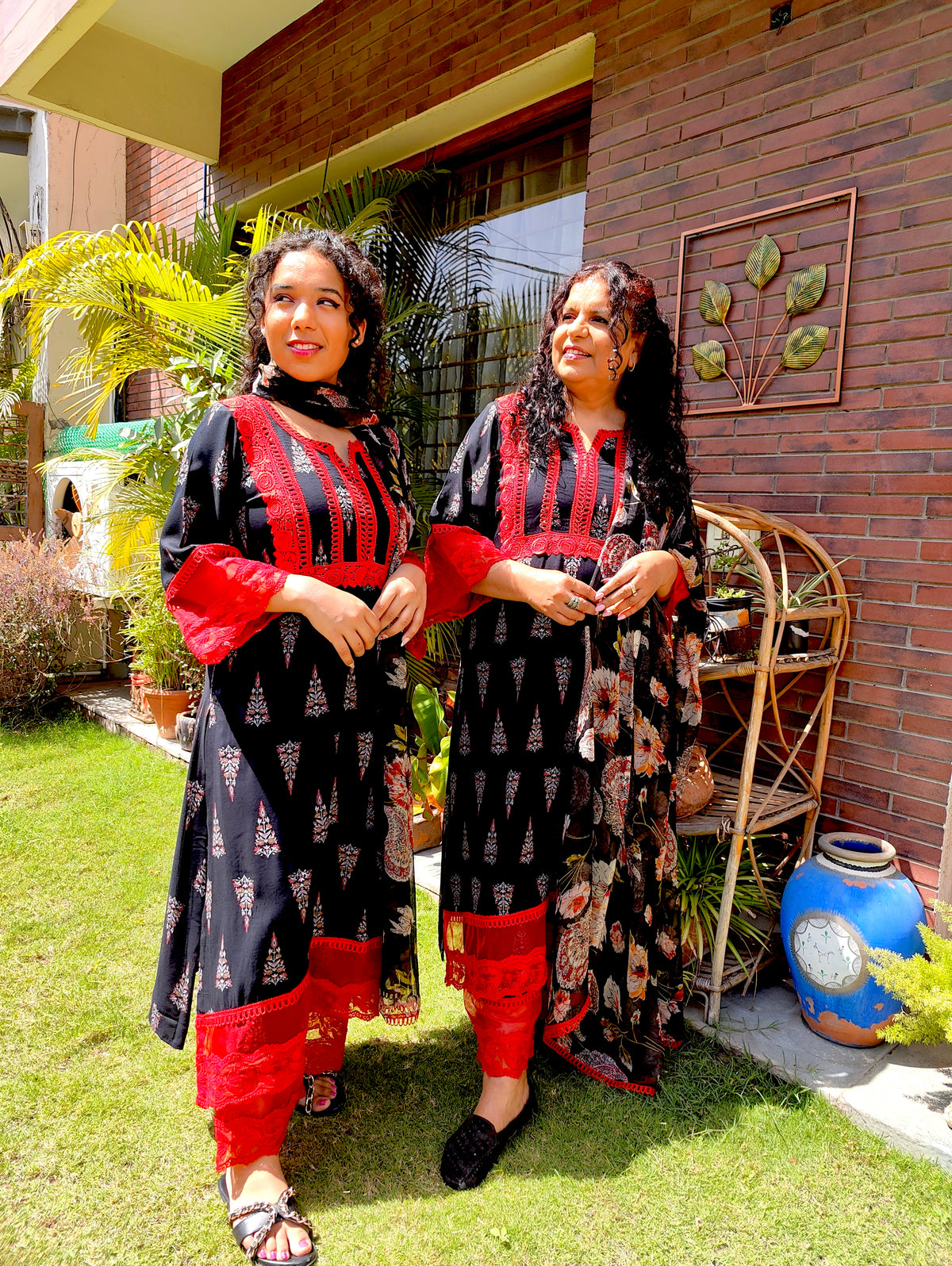 Black Cotton Red Lace Stitched Suit Set