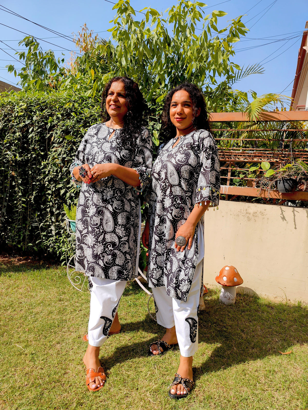 Black Paisley Digital Printed Cotton stitched Co-Ord Set