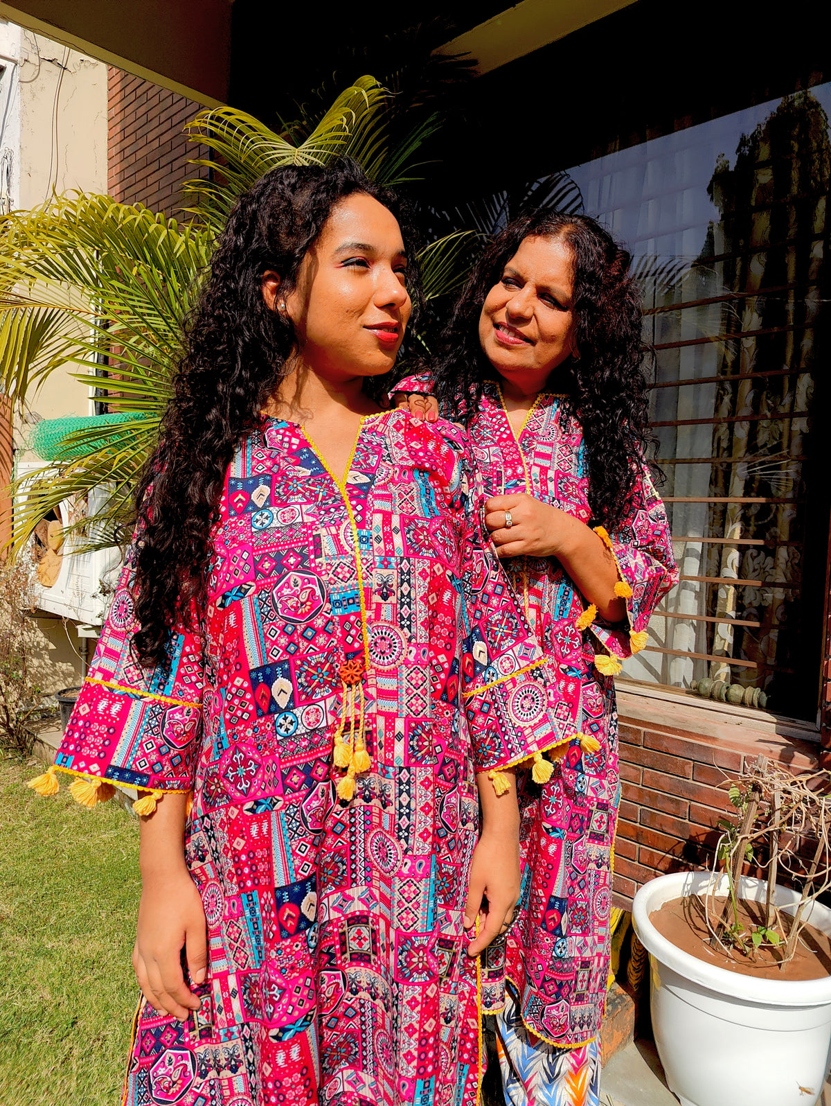 Multi-coloured yellow Lace Cotton Stitched Co-Ord Set