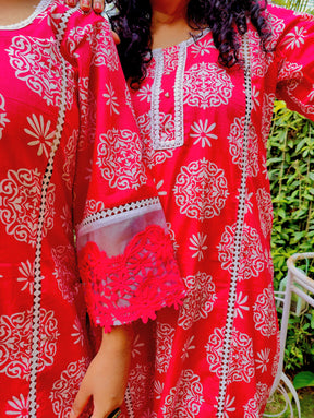 Magenta handblock Cotton White Lace Stitched Co-Ord Set